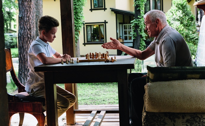 С сыном Иваном. «Воспитание для меня — крайне важная вещь, хотя в этом смысле я плохой папа, из-за моей занятости детям меня не хватает»