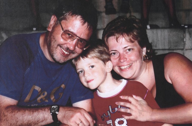 С Анатолием Гриценко и сыном Глебом от гражданского брака с Александром Разумковым, 2003 год