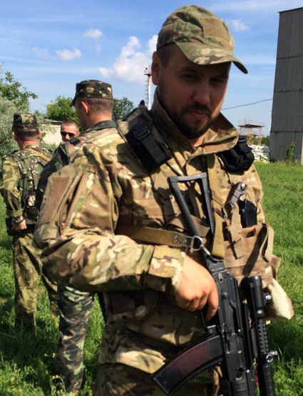 Сын Алексея Степановича от первого брака Алексей воевал в АТО, находился в плену. «Я убежден: если бы сыновья президентов, премьеров, министров, прокуроров там были, война бы уже закончилась»