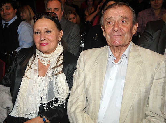 Лариса Валентиновна со вторым мужем (ныне покойным), бывшим директором Театра русской драмы имени Леси Украинки Михаилом Саранчуком