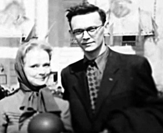 «Влюблена я в него не была, но он для меня лакмусовой бумажкой был...»