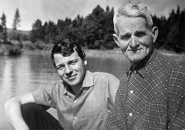 Отец Дмитрия Михайловича Михаил Дмитриевич и сын Андрей