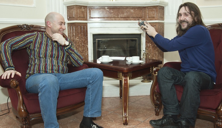 С Дмитрием Гордоном. «При магазинах «24 часа» денатурат пить глупо — это гораздо более трудозатратная история» Фото Феликса РОЗЕНШТЕЙНА