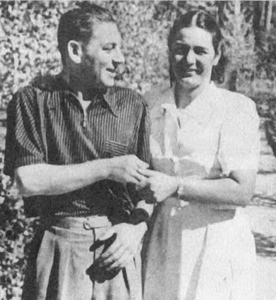 Василий с третьей женой Капитолиной Васильевой — чемпионкой СССР по плаванию, 1950 год. «Нормальная баба была, сама тяжелую жизнь прошедшая, детство голодное»