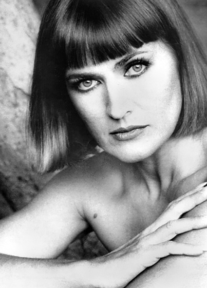 Галина Логинова окончила ВГИК в 1972 году