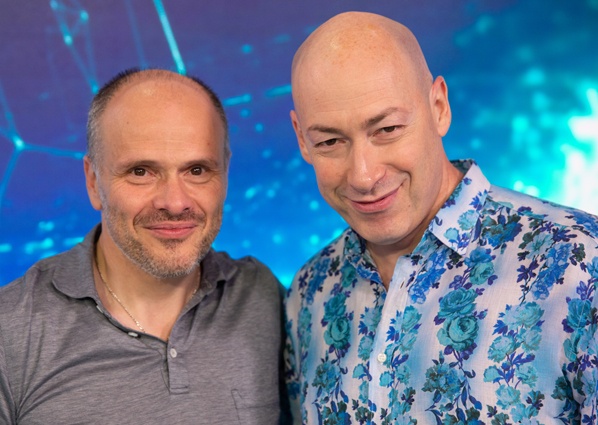 С Дмитрием Гордоном. «Столько лет с тобой дружим, а такой хорошей беседы у нас еще не было»