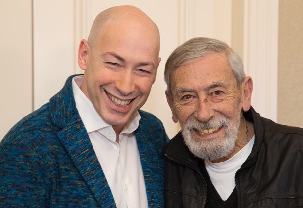 С Дмитрием Гордоном. «Вас до сих пор в Грузии Бубой называют?» — «Да». — «Вахтанг не проходит?». — «Не работает» Фото Ростислава ГОРДОНА