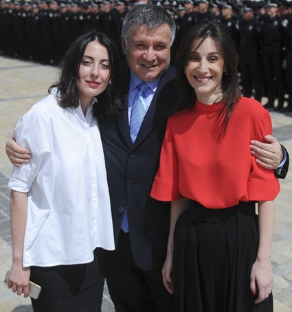 Экс-глава Национальной полиции Украины Хатия Деканоидзе, министр внутренних дел Украины Арсен Аваков и его бывший первый заместитель Эка Згуладзе