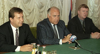 С Виктором Черномырдиным и Анатолием Чубайсом