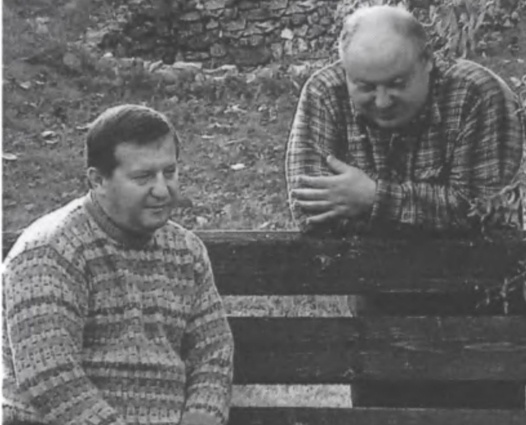 С одним из главных постперестроечных реформаторов Егором Гайдаром. «Егор моим товарищем был, и я до сих пор в связи с его смертью скорблю. Гайдар очень хорошо понимал Россию и то, что из себя русский народ представляет, — сам глубоко русским был»