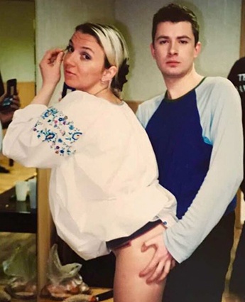 С Инной Белоконь (мамой Верки Сердючки). «Если бы мне кто-то пять лет назад сказал, что мы так дружить будем и в родственников превратимся, я бы не поверил»