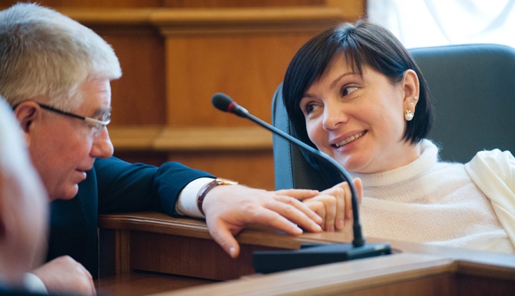 С первым заместителем главы фракции Партии регионов ныне покойным Михаилом Чечетовым