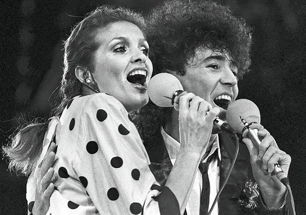 С Валерием Леонтьевым. «На вернисаже как-то раз случайно встретила я вас...». «Валера на редкость приятным человеком оказался»