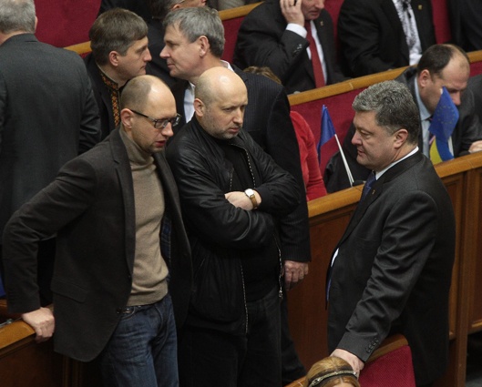 C Александром Турчиновым и Петром Порошенко. «Если бы Порошенко на старте своего президентства был таким, как сейчас, думаю, были бы другие результаты. Его тоже жизнь била и учила»