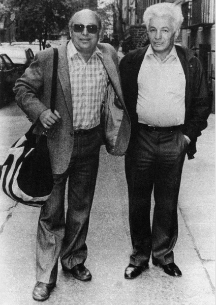 С писателем, поэтом, бардом, автором знаменитой песни «Товарищ Сталин, вы большой ученый» Юзом Алешковским