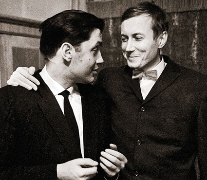 Роберт Рождественский и Евгений Евтушенко, 60-е. «Про меня придумывают, что я нарцисс, себялюбец, никого в литературе, кроме себя, не замечаю... Я написал 500 статей о своих коллегах из разных эпох и примерно 350 стихотворений им посвятил»