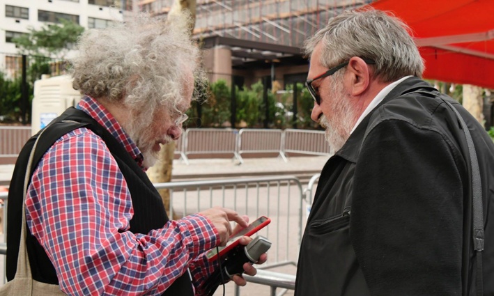 С российским журналистом, главным редактором радиостанции «Эхо Москвы», президентом «Эхо-ТВ» Алексеем Венедиктовым