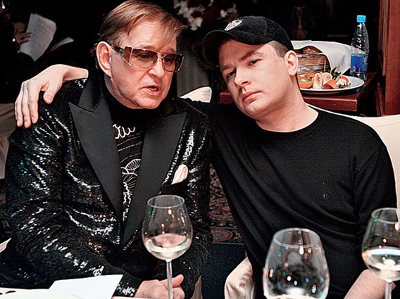 С Романом Виктюком