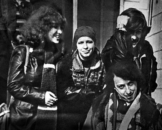 Алла Пугачева, актриса Катя Михайловская, Александр Кутиков и Петр Подгородецкий, конец 70-х