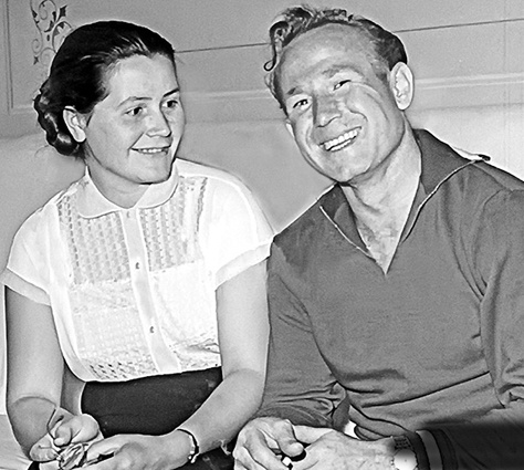 С супругой Юрия Гагарина Валентиной