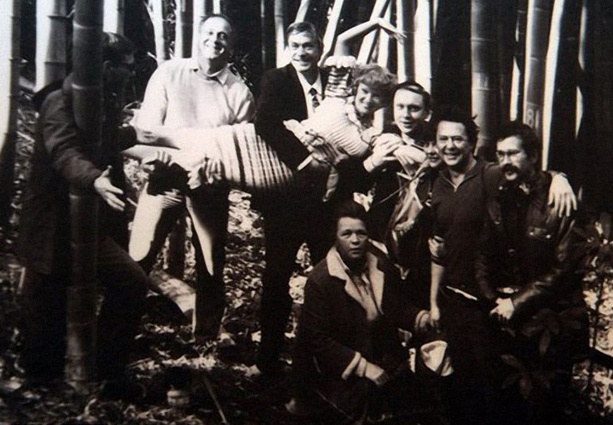 Владимир Меньшов, Александр Михайлов, Людмила Гурченко и другие на съемках картины «Любовь и голуби»