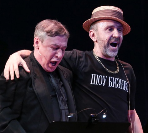 С Михаилом Ефремовым. «России перестать спасаться нужно — ей жить пора начинать...»