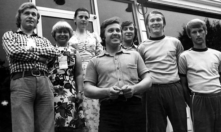 Певец и композитор Евгений Мартынов, композитор Александра Пахмутова, Валентина Толкунова, Лев Лещенко, Геннадий Хазанов, легенды киевского «Динамо» Олег Блохин и Леонид Буряк, конец 70-х