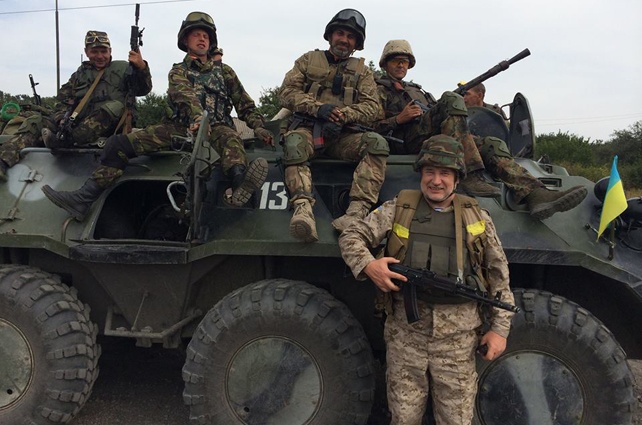 В зоне АТО. «Говорят: начинай с себя, покажи, что можешь. Хочу поменять модель взаимоотношений власти и людей. Верю, что вся Украина станет успешной»