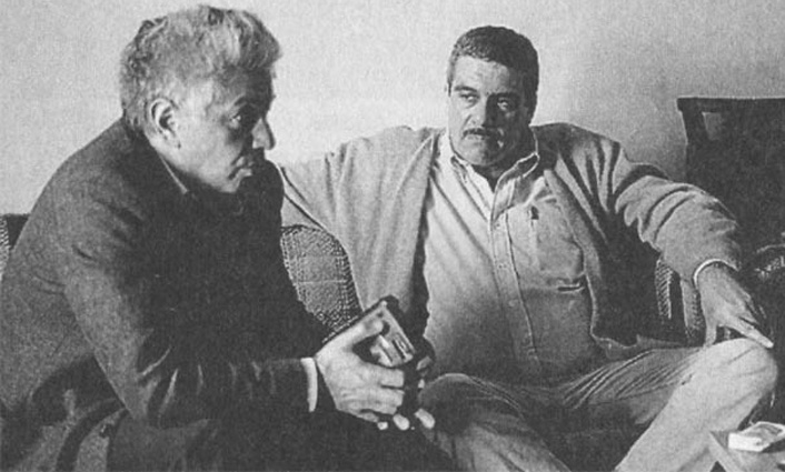 С Сергеем Довлатовым в США, 80-е. «Писатель, если можно о нем как о писателе серьезно говорить, человек думающий...»