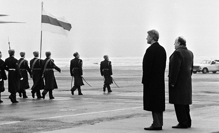  Билл Клинтон и Станислав Шушкевич во время официального визита президента США в Беларусь, 1994 год