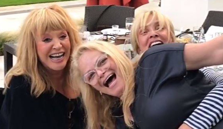 С Аллой Пугачевой и Ларисой Долиной