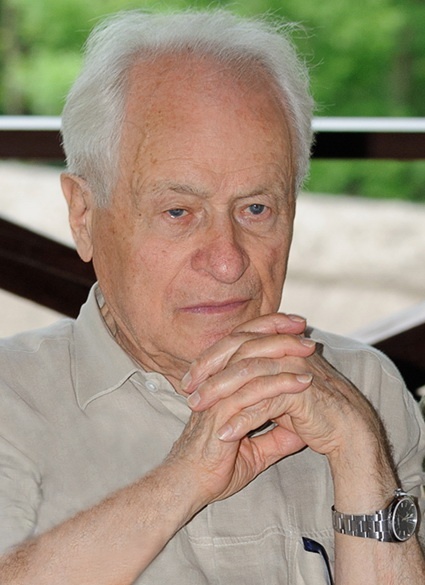 Старейший болельщик киевского «Динамо» — отец Григория и Игоря Суркисов 96-летний Михаил Давидович