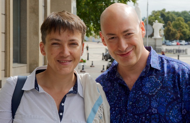 С Дмитрием Гордоном. «Жизнь — это не сказка про Золушку, где все хорошо и замуж за принца, а крутые повороты, которые только ты проходишь»