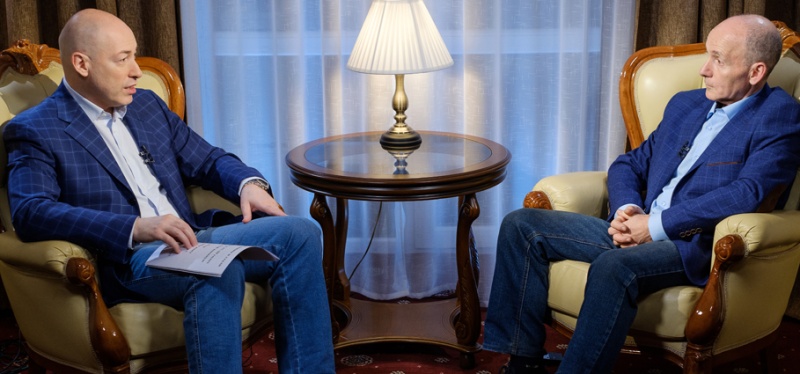 Фото Сергея КРЫЛАТОВА