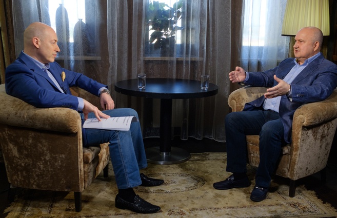 Фото Сергея КРЫЛАТОВА