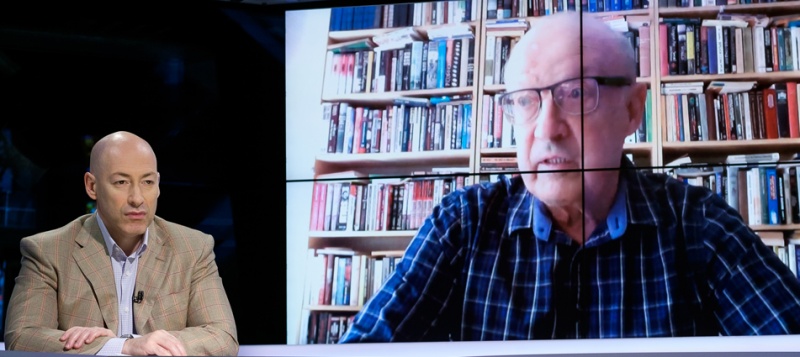 Фото Сергея КРЫЛАТОВА