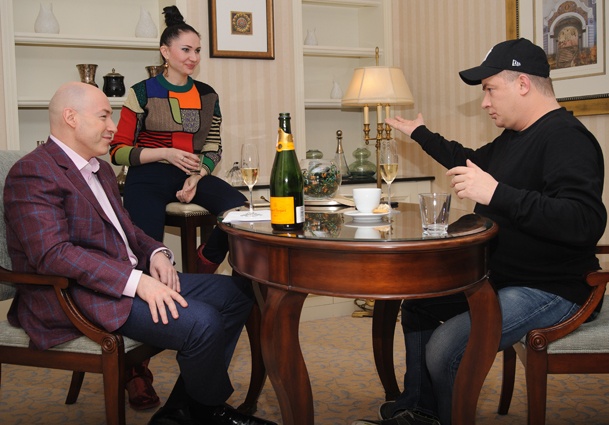 С Дмитрием Гордоном и главным редактором интернет-издания «ГОРДОН» Алесей Бацман