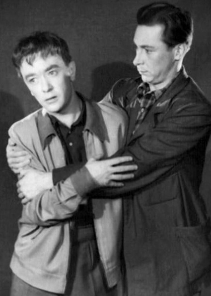 С Олегом Ефремовым в спектакле «В поисках радости», Центральный детский театр, 1957 год