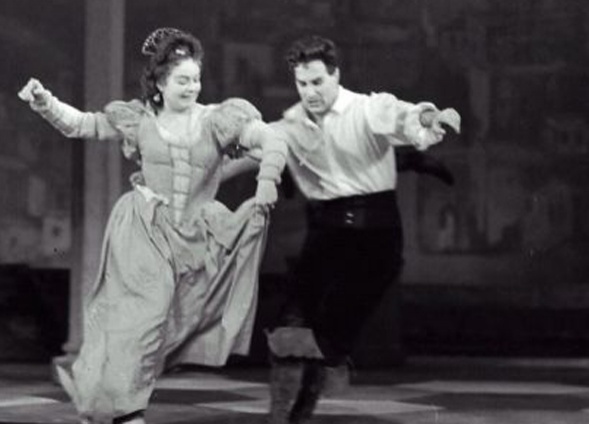 Владимир Зельдин в легендарном спектакле Театра Советской Армии (до 1993 года) по пьесе Лопе де Вега «Учитель танцев»