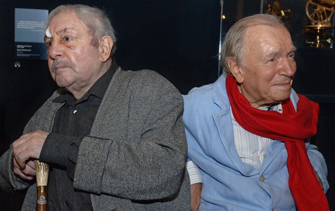 С поэтом Андреем Вознесенским на церемонии вручения российской премии «Триумф» за особые достижения в области литературы и искусства, 2008 год