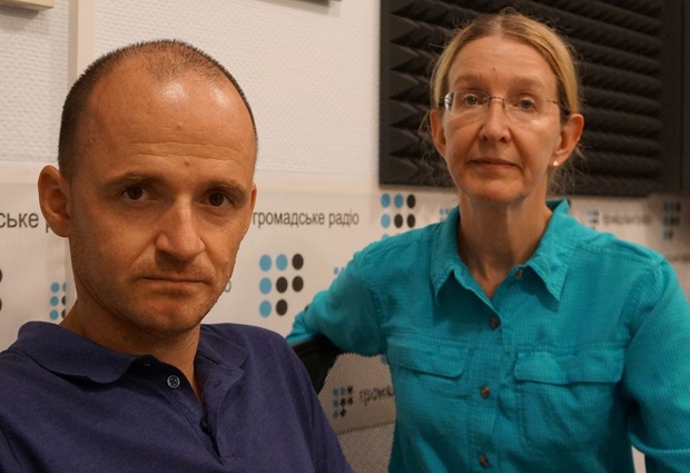 И. о. министра здравоохранения Ульяна Супрун и ее зам Александр Линчевский. «Они же нас боятся, на пушечный выстрел к себе не подпускают, даже охрану в Минздраве поменяли, пропускают в здание только «своих»