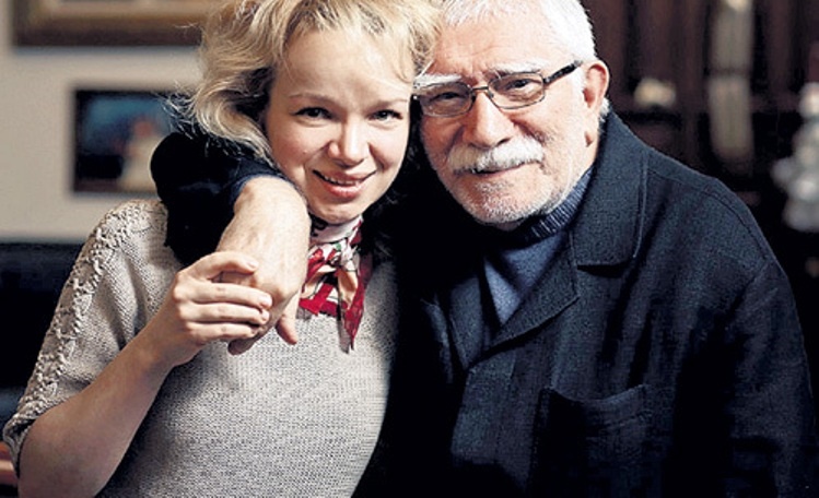 Молодая киевлянка заняла должность Джигарханяна в театре. Фото: kp.ru