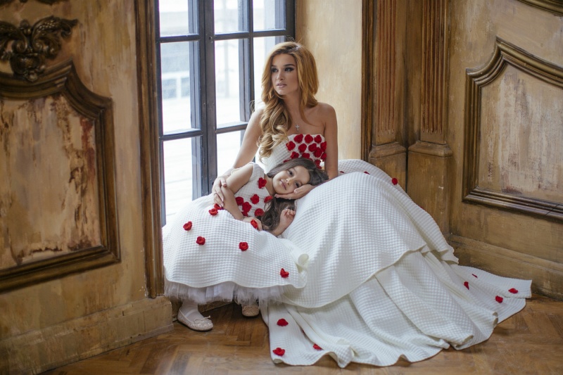 Маруся очень похожа на свою маму. Фото: Instagram / borodylia