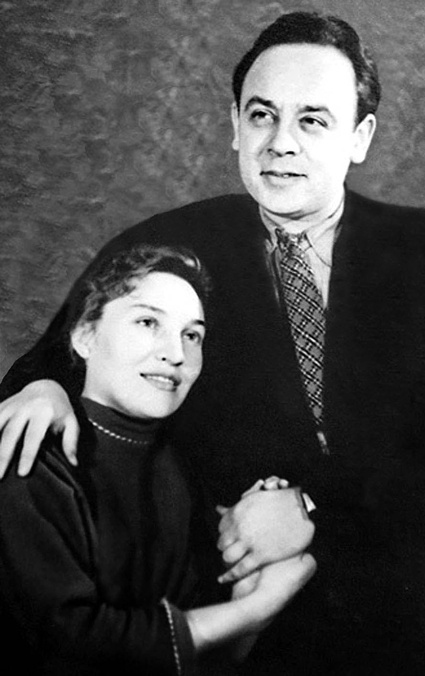 С первой супругой актрисой Валентиной Блиновой семейное счастье было недолгим
